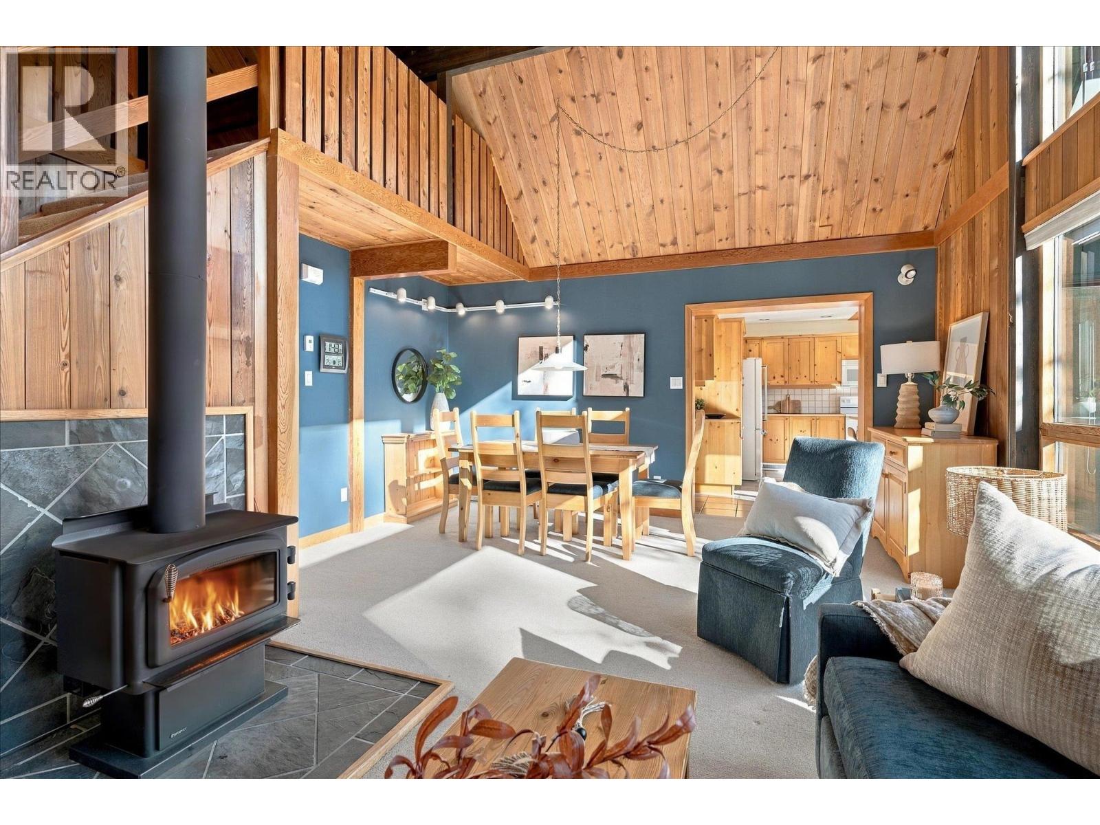 9282 Emerald Drive, Whistler, British Columbia  V8E 0G5 - Photo 6 - R3177932