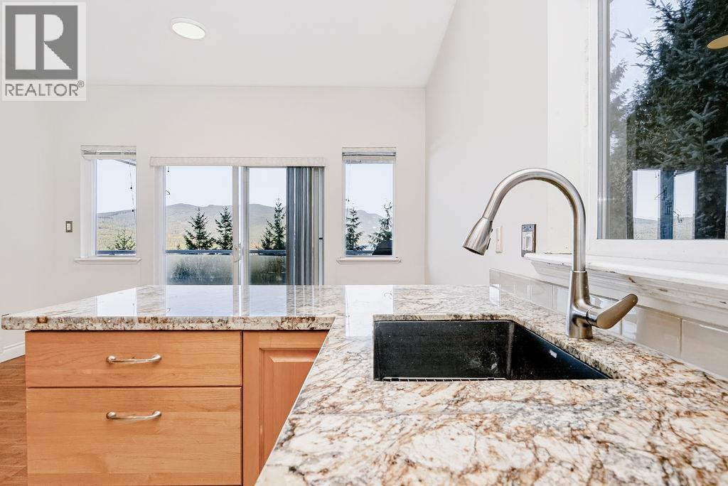 5872 Deerhorn Drive, Sechelt, British Columbia  V7Z 0E1 - Photo 14 - R3177944