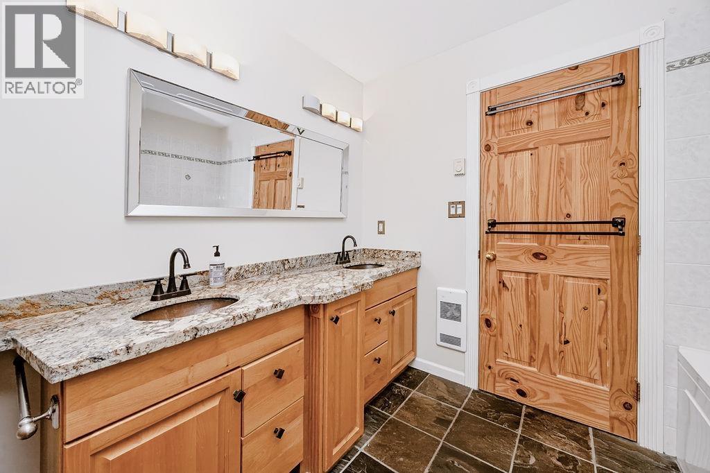 5872 Deerhorn Drive, Sechelt, British Columbia  V7Z 0E1 - Photo 24 - R3177944
