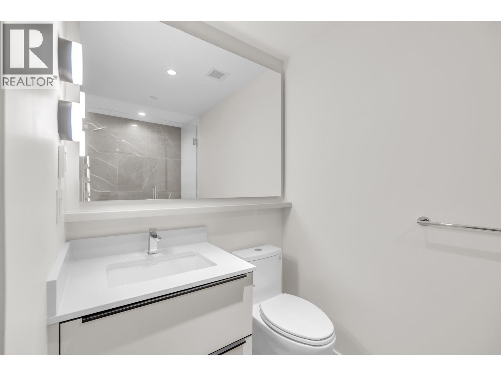 2706 612 Elmwood Street, Coquitlam, British Columbia  V3J 0W1 - Photo 17 - R3177928