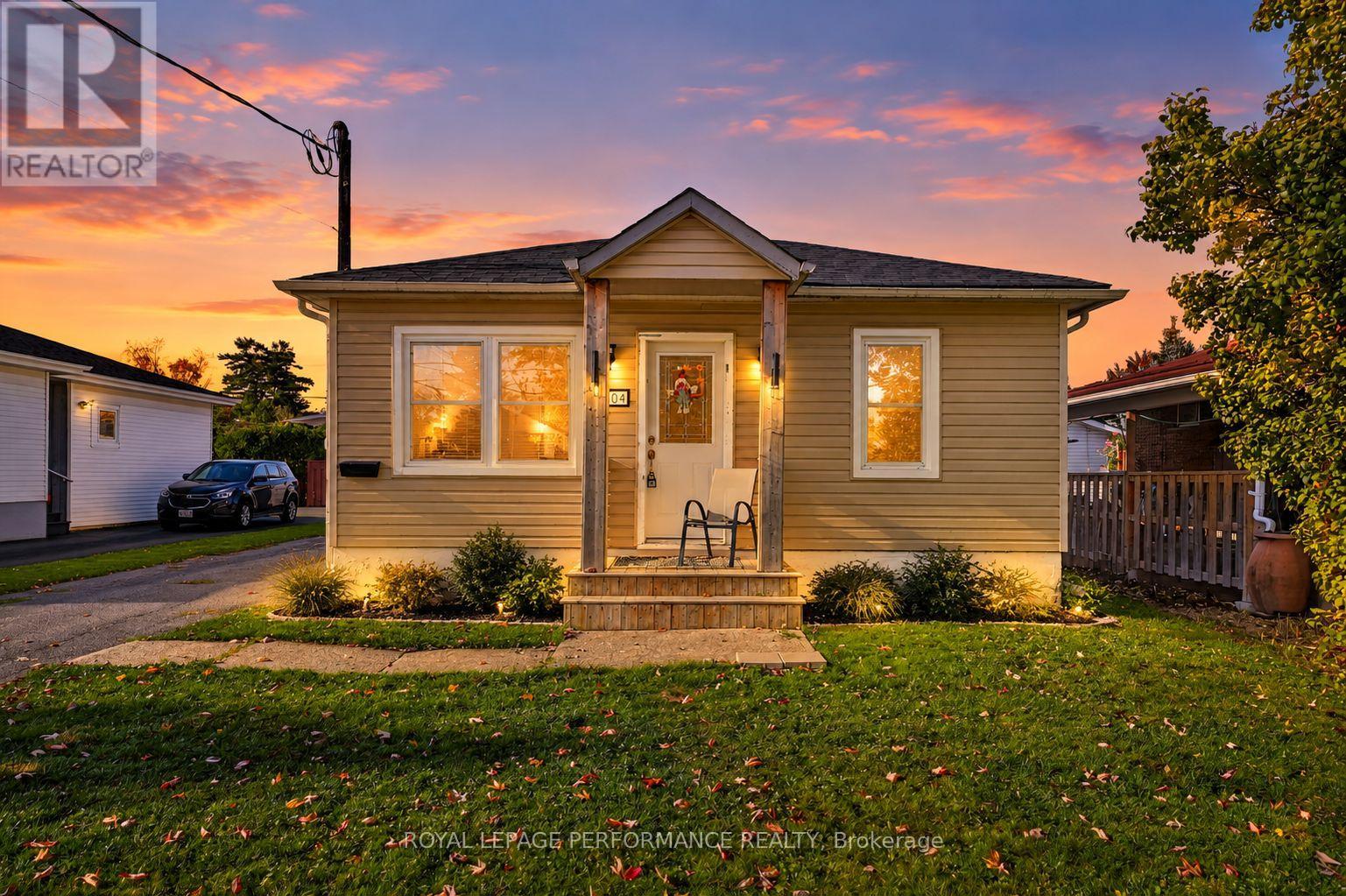 1404 GALLINGER AVENUE, Cornwall, Ontario