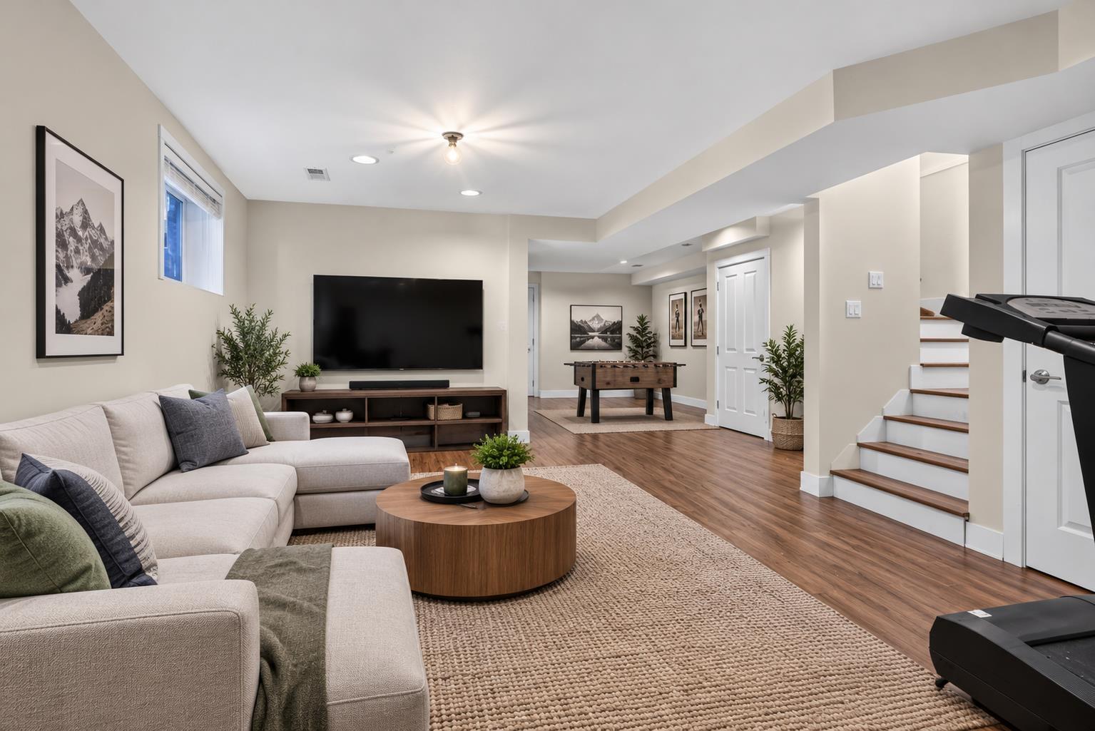 6110 150 STREET