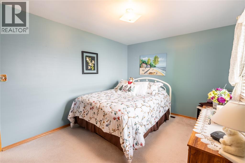 700 Centennial Street, Plympton-Wyoming, Ontario  N0N 1T0 - Photo 14 - 26025753