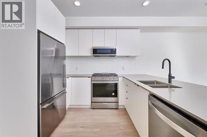 109 2345 Rindall Avenue, Port Coquitlam, British Columbia  V3C 0T1 - Photo 7 - R3177650