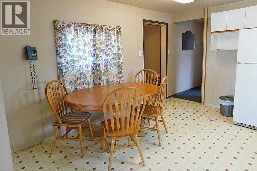 #8, 5853 4 Street W