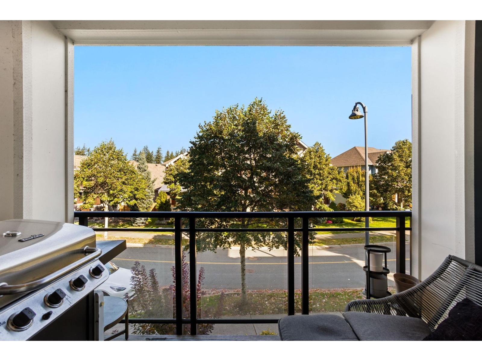 10 45137 Nicomen Crescent, Garrison Crossing, Chilliwack, British Columbia  V2R 0R3 - Photo 16 - R3177785