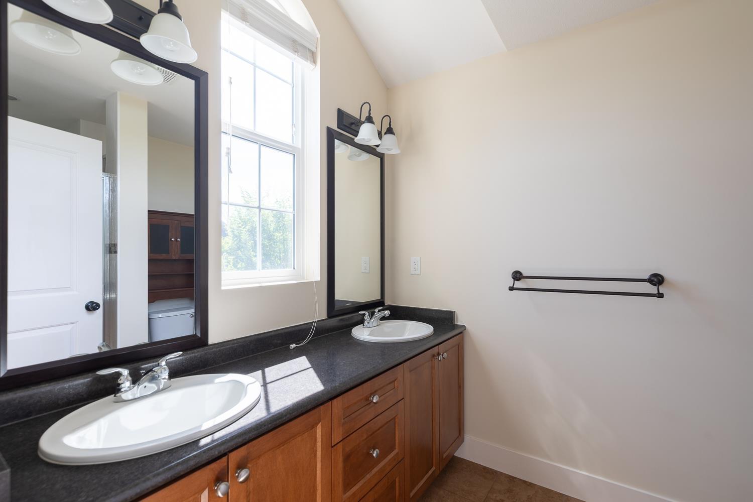 7273 192a Street, Surrey, British Columbia V4N 5Y3 - Photo 18 - R3175409