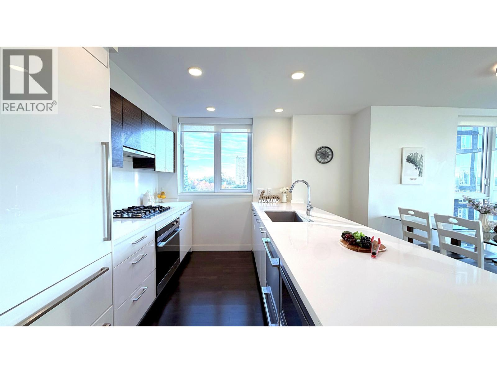 906 7333 Murdoch Avenue, Richmond, British Columbia  V6Y 0J8 - Photo 2 - R3177613
