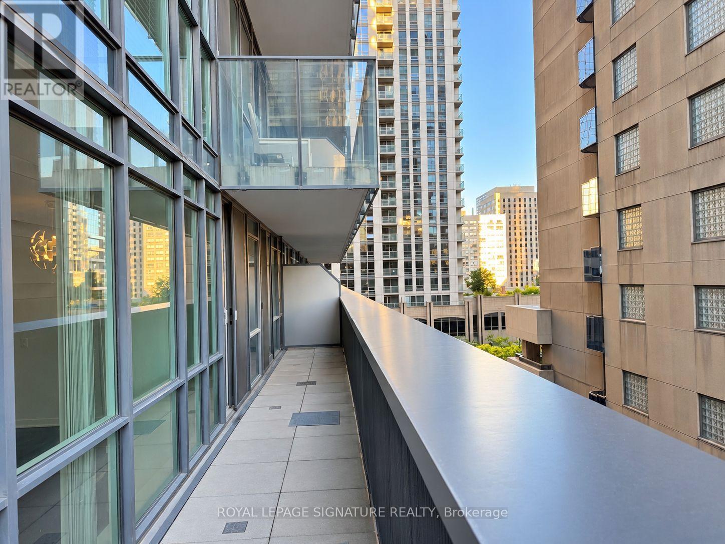 410 - 770 Bay Street, Toronto, Ontario  M5G 1N6 - Photo 19 - C13873466
