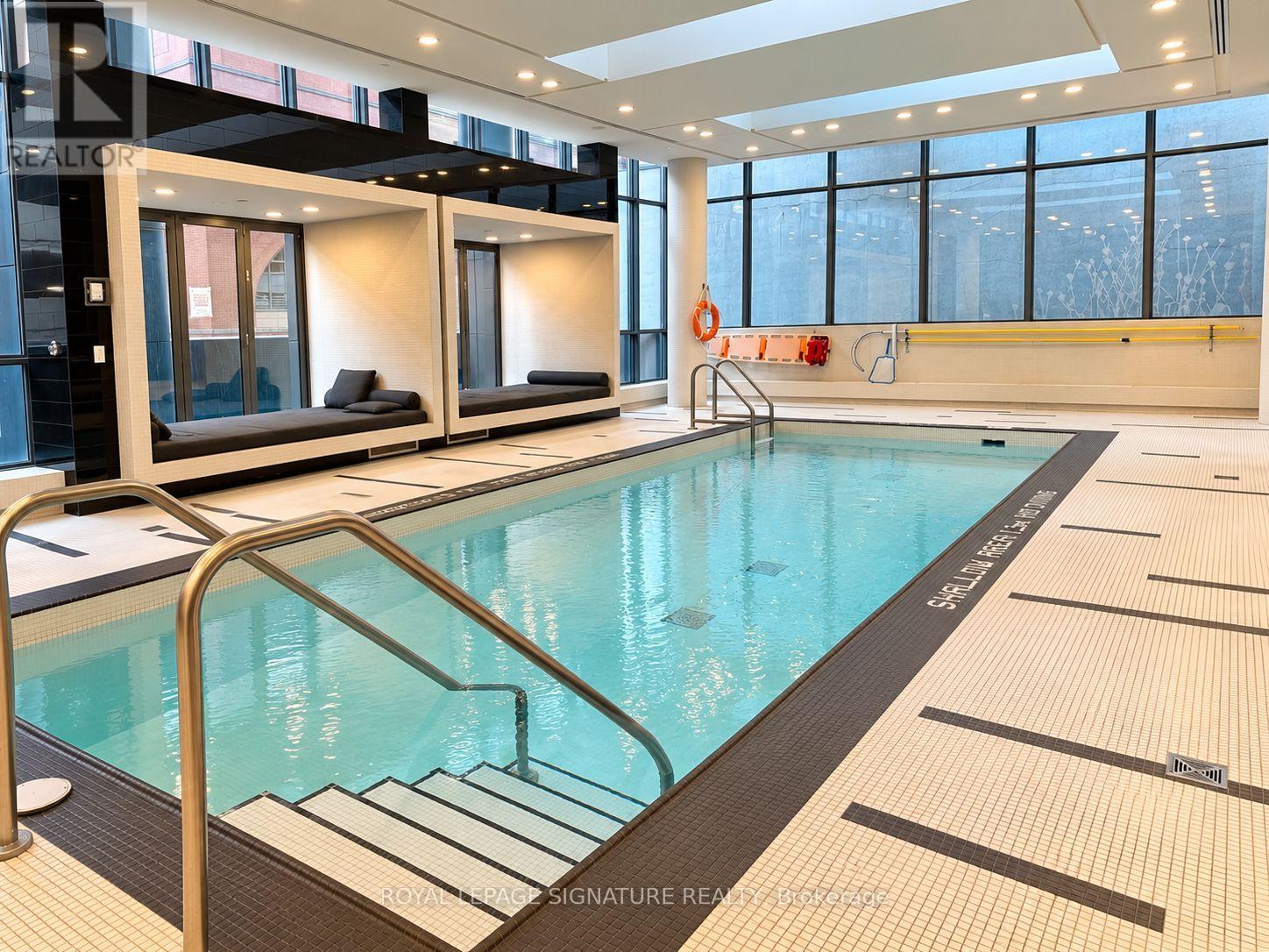 410 - 770 Bay Street, Toronto, Ontario  M5G 1N6 - Photo 21 - C13873466