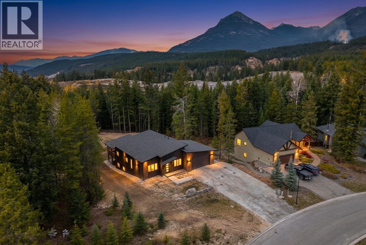 1545 Quartz Crescent, Golden, British Columbia