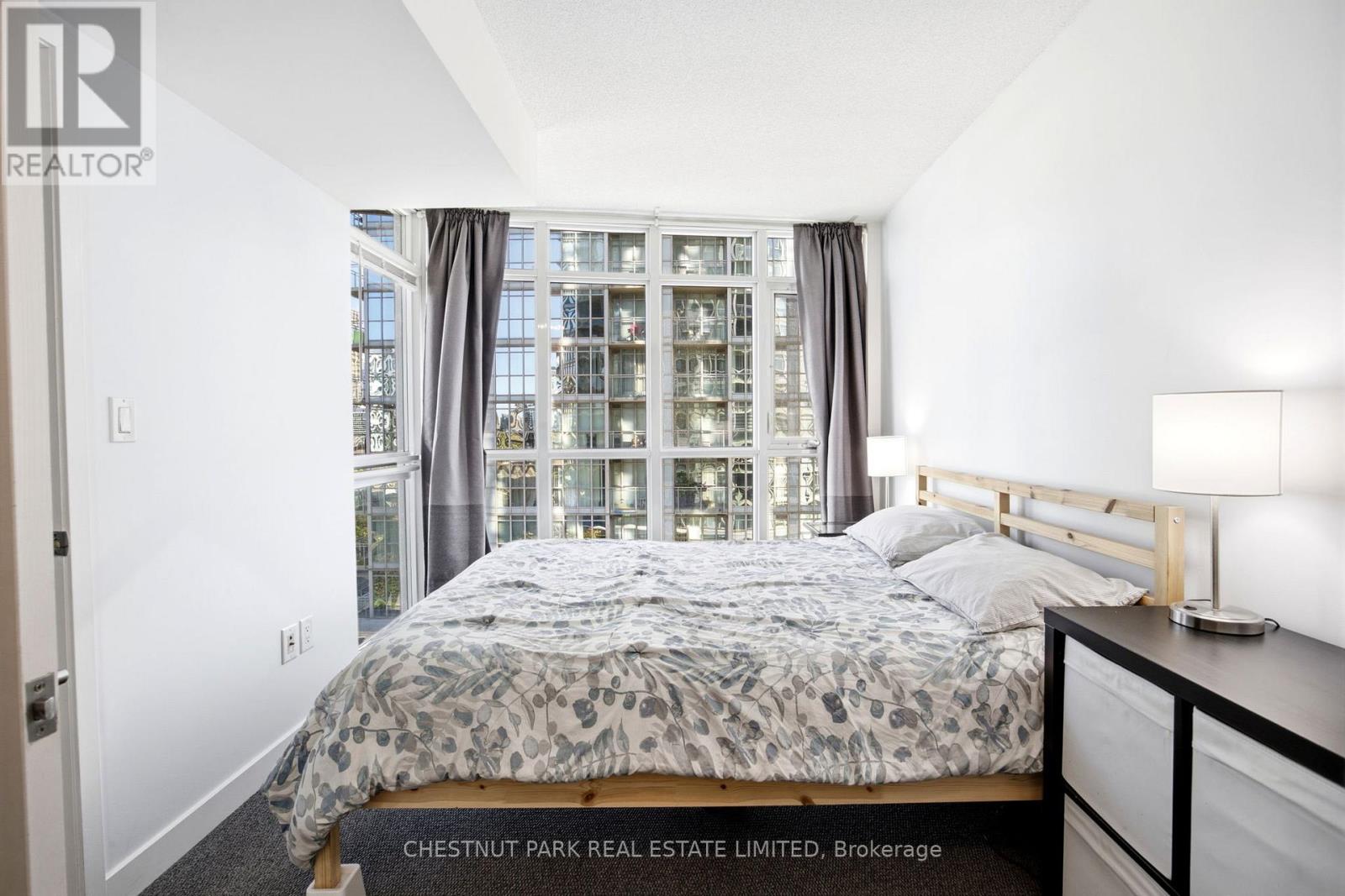 727 - 21 Iceboat Terrace, Toronto (Waterfront Communities), Ontario  M5V 4A9 - Photo 16 - C14109198