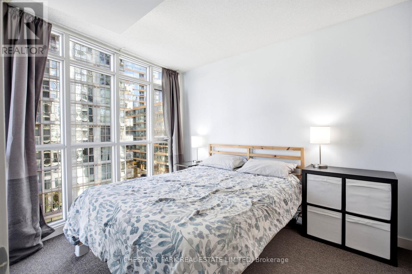 727 - 21 Iceboat Terrace, Toronto (Waterfront Communities), Ontario  M5V 4A9 - Photo 17 - C14109198