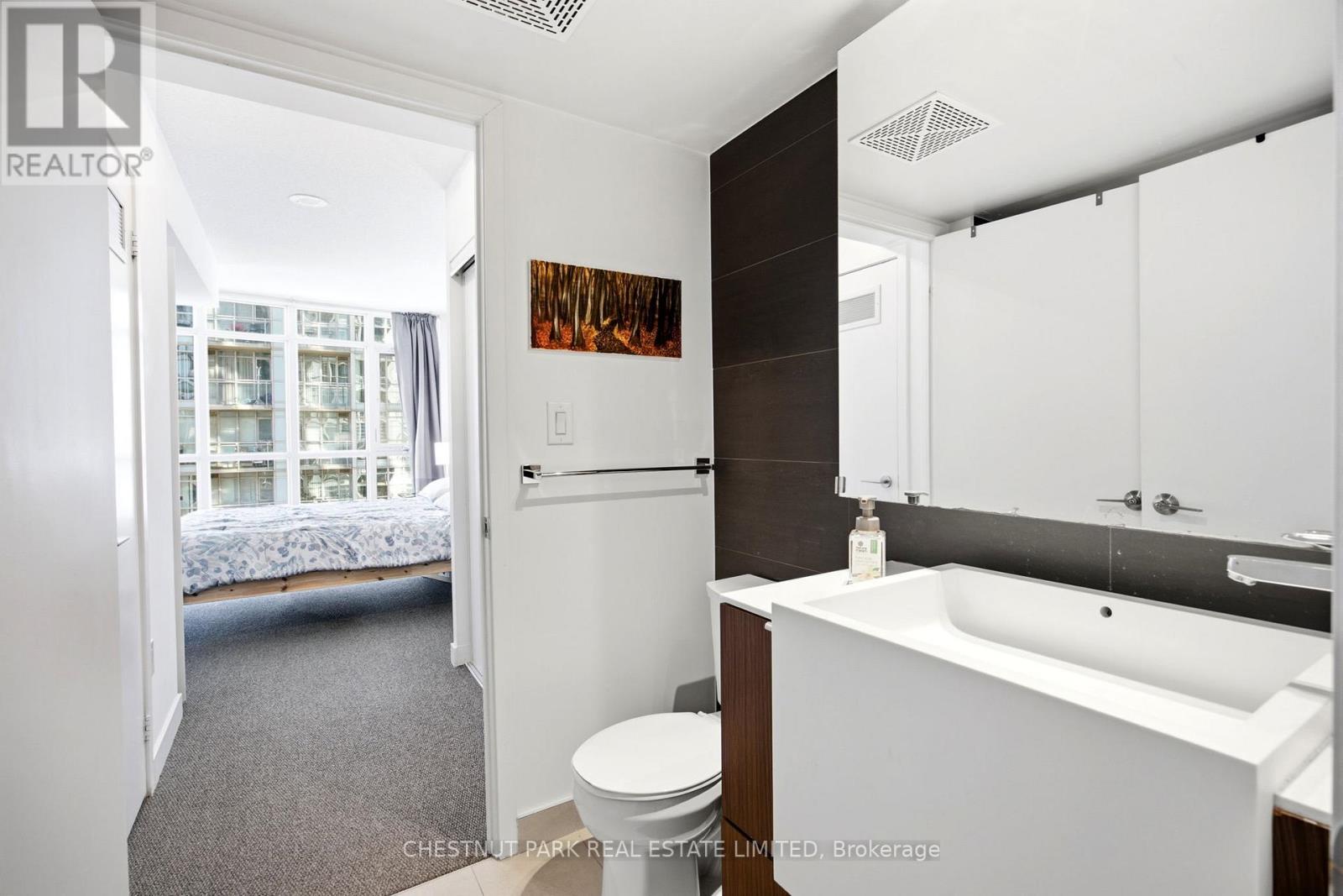 727 - 21 Iceboat Terrace, Toronto (Waterfront Communities), Ontario  M5V 4A9 - Photo 22 - C14109198