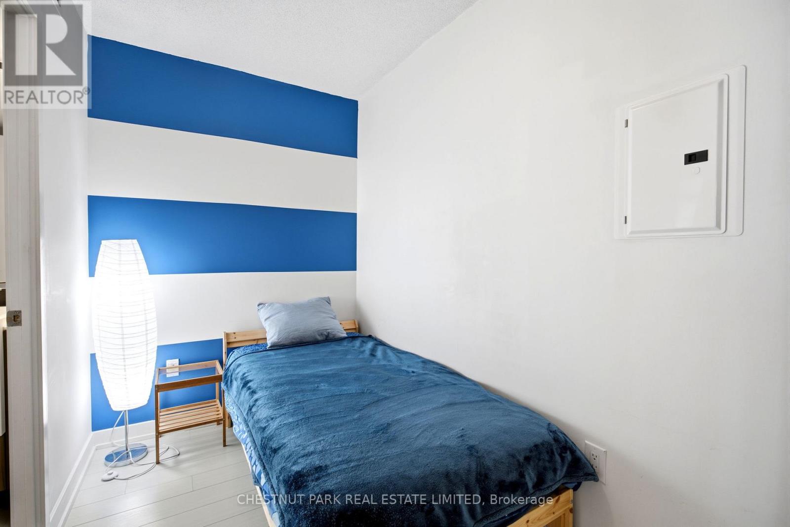 727 - 21 Iceboat Terrace, Toronto (Waterfront Communities), Ontario  M5V 4A9 - Photo 23 - C14109198