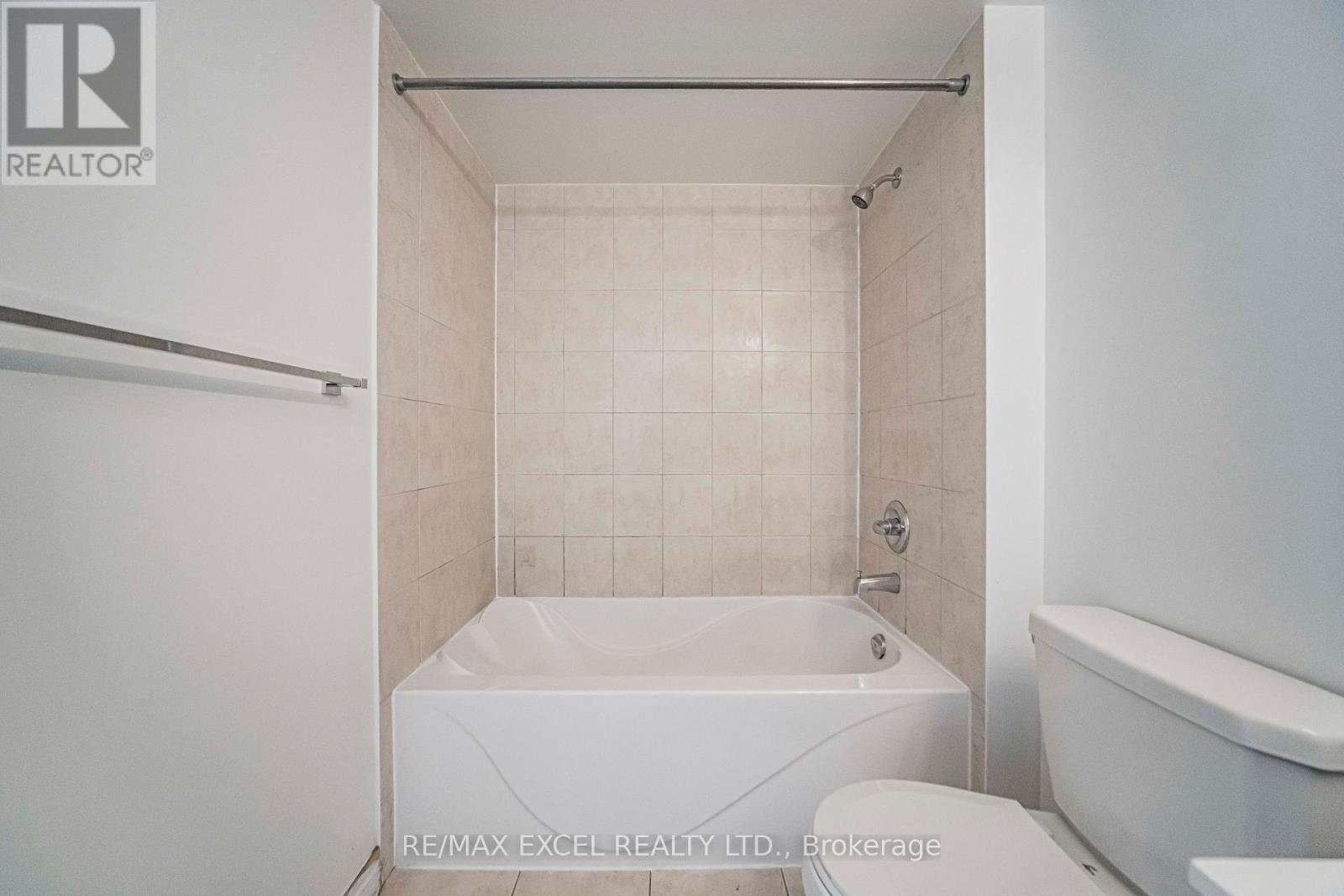 2304 - 50 Town Centre Court, Toronto (Bendale), Ontario  M1P 0A9 - Photo 25 - E14109220