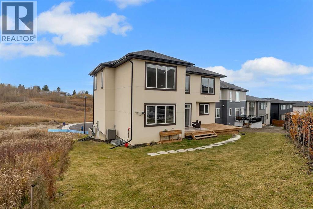 148 Crestridge Terrace SW
