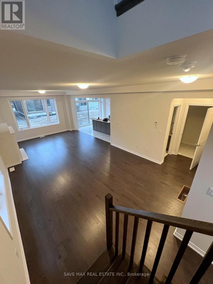 209 Terry Fox Drive, Barrie, Ontario  L9J 0W6 - Photo 14 - S14109154