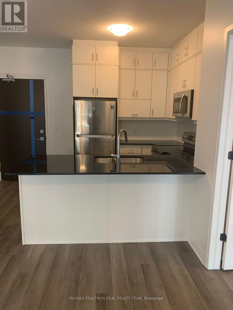 334 - 102 Grovewood Common, Oakville, Ontario  L6H 0X2 - Photo 2 - W14109160