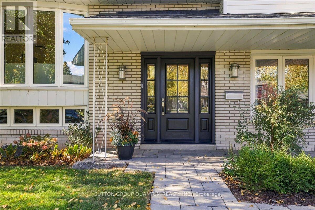 368 Aurora Crescent, Burlington, Ontario  L7N 2A9 - Photo 5 - W14109172