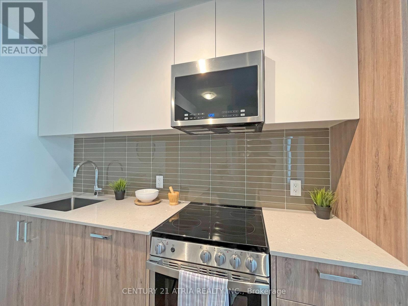 527 - 1787 St.clair Avenue W, Toronto, Ontario  M6N 0B7 - Photo 3 - W14109194