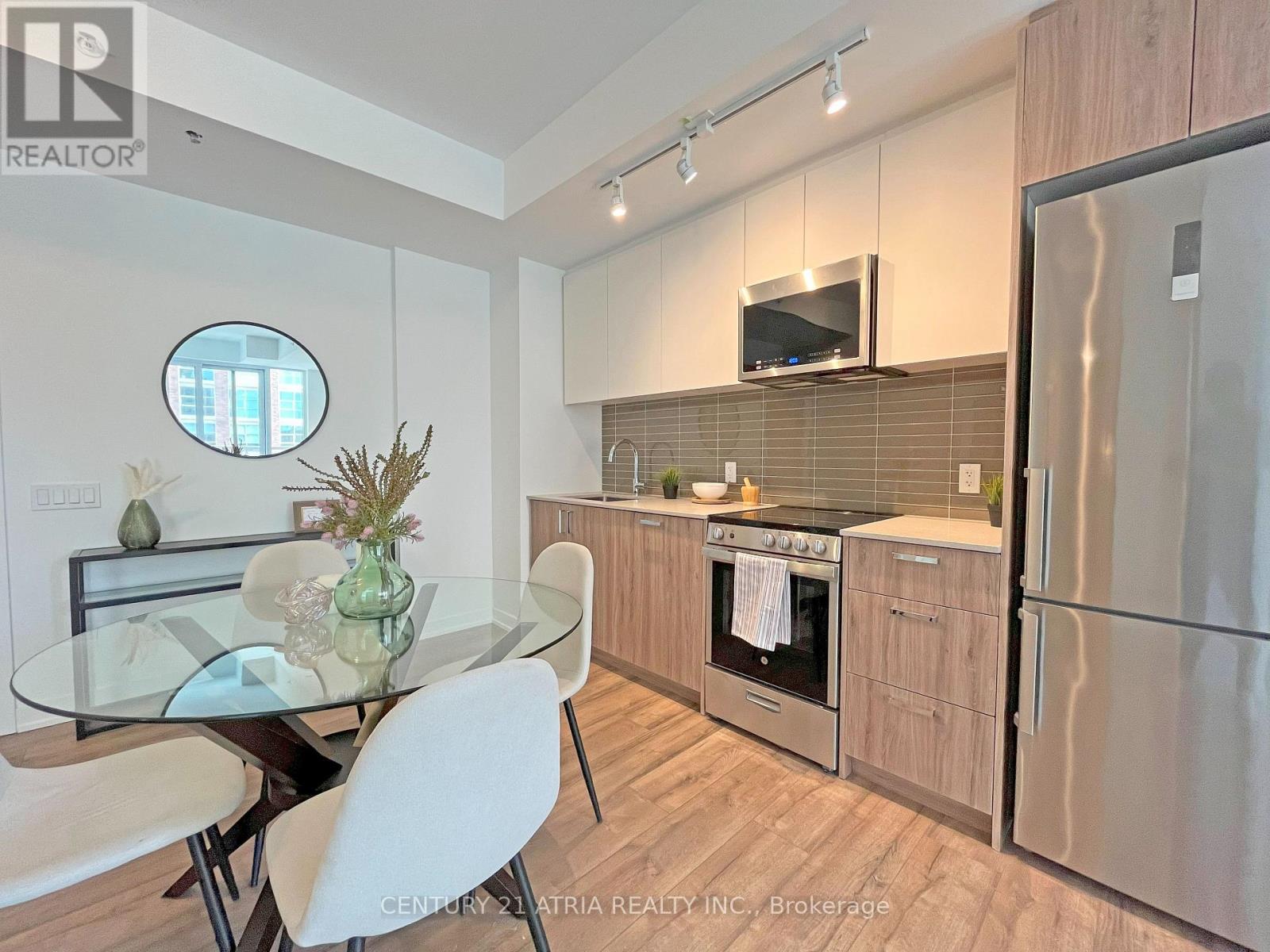 527 - 1787 St.clair Avenue W, Toronto, Ontario  M6N 0B7 - Photo 4 - W14109194