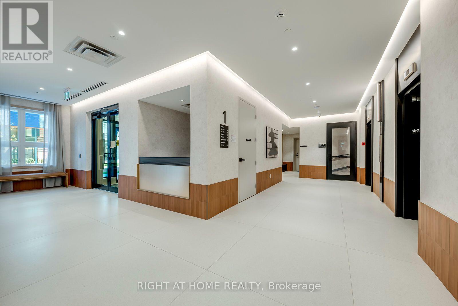 3008 William Cutmore Boulevard, Oakville, Ontario  L6H 8E7 - Photo 4 - W14109196
