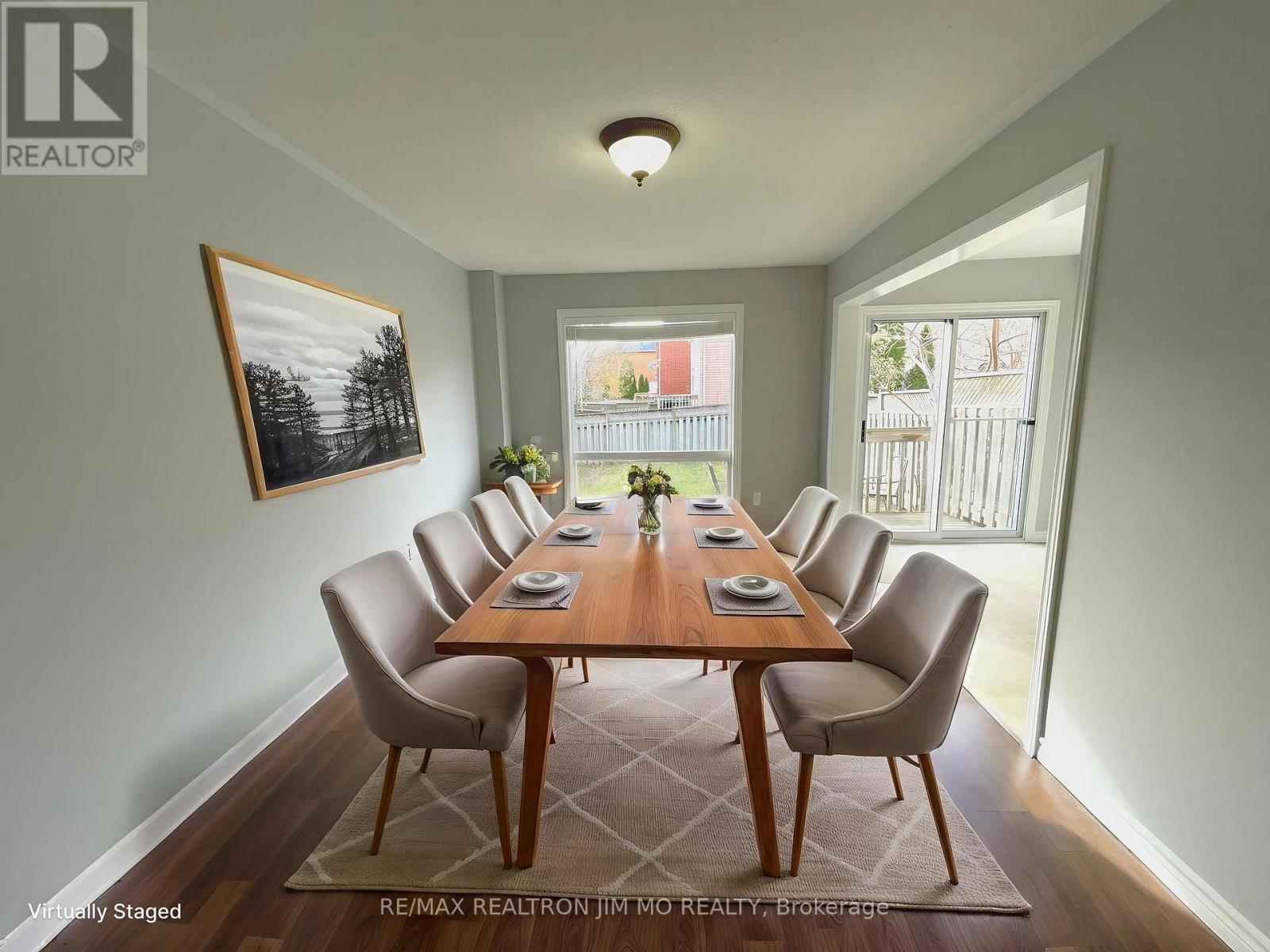 2272 Hummingbird Way, Oakville, Ontario  L6M 4B1 - Photo 4 - W14109206