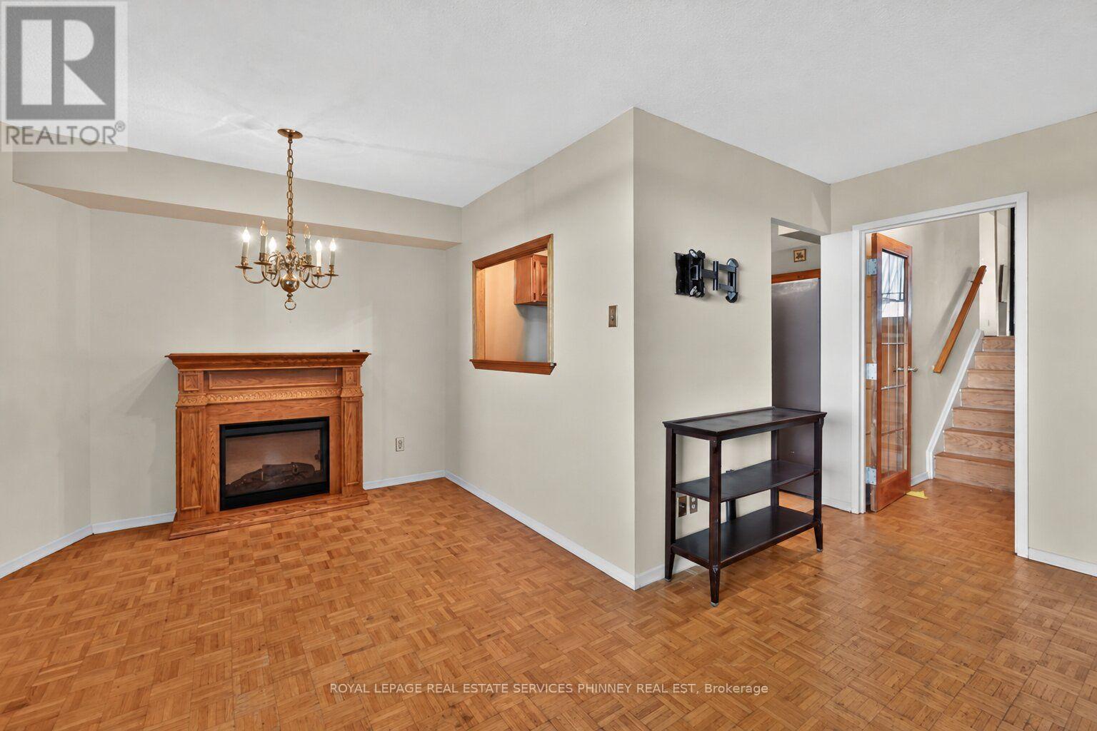 E21 - 284 Mill Road, Toronto, Ontario  M9C 4W6 - Photo 14 - W14107790