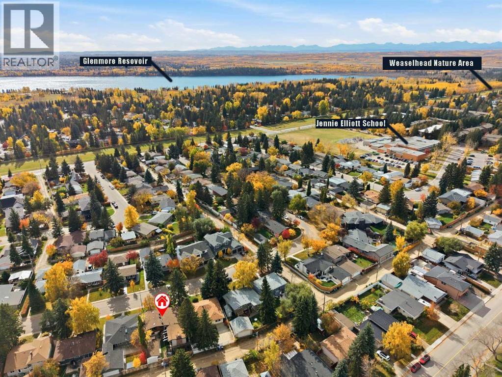 2740 Lionel Crescent SW