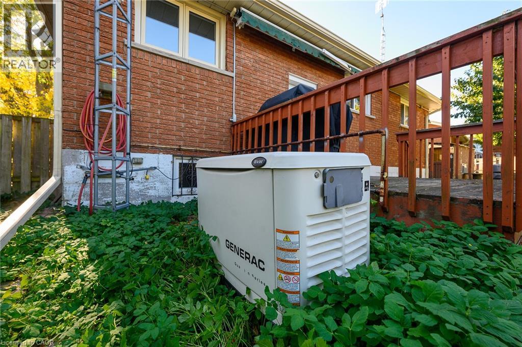 6 Sandringham Avenue, Hamilton, Ontario  L9C 2H4 - Photo 26 - 40872602