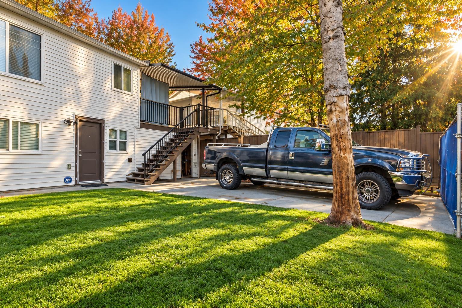 15159 93 Avenue, Surrey, British Columbia  V3R 7A7 - Photo 4 - R3177868