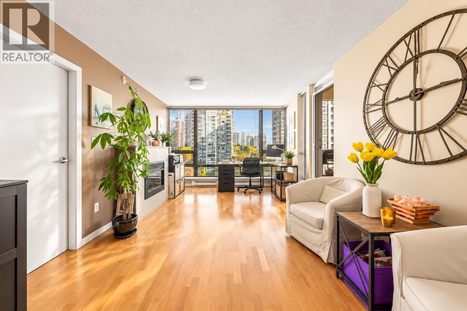 906 4118 Dawson Street, Burnaby, British Columbia  V5C 0A3 - Photo 2 - R3176745