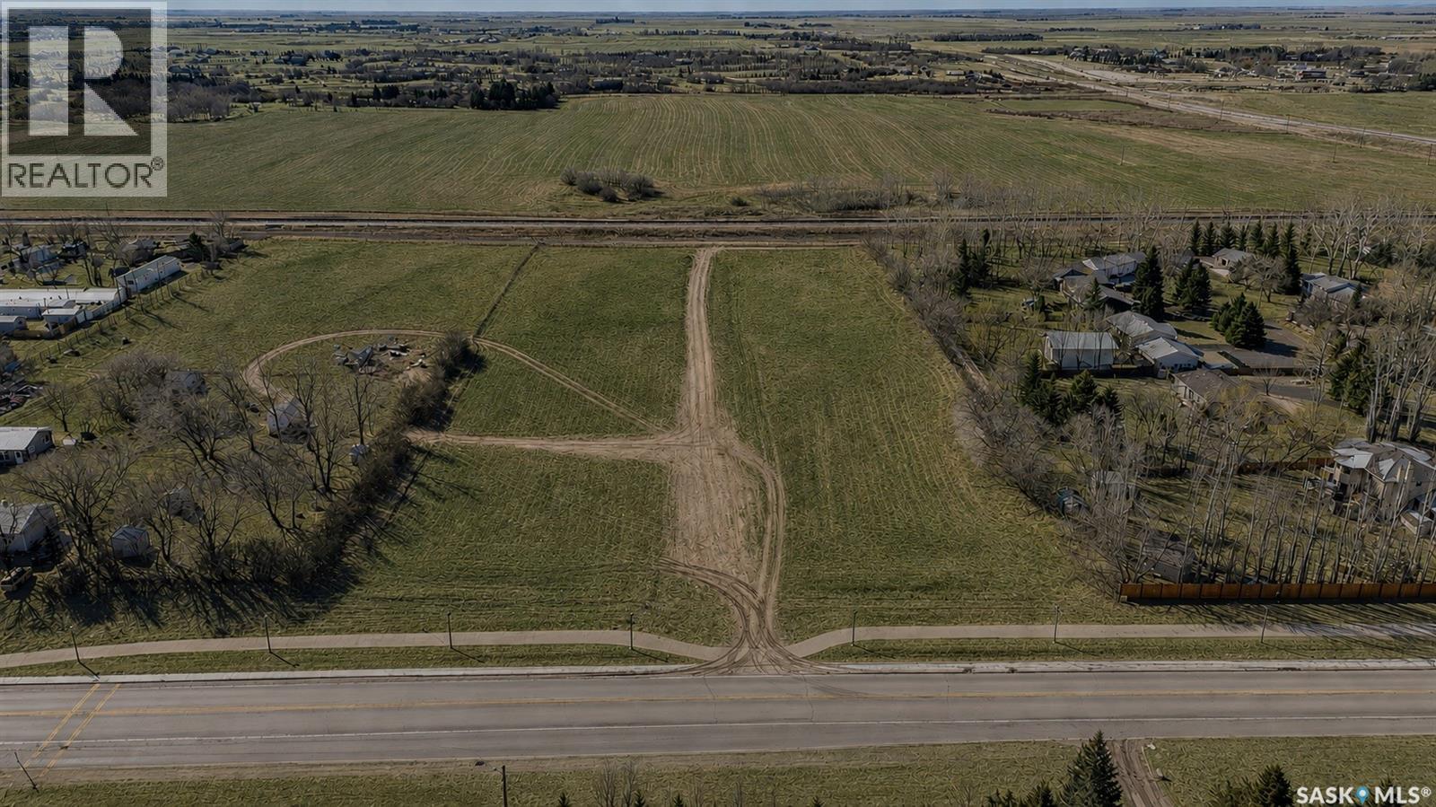 999 1st Avenue, Pilot Butte, Saskatchewan  S0G 3Z0 - Photo 3 - SK051777