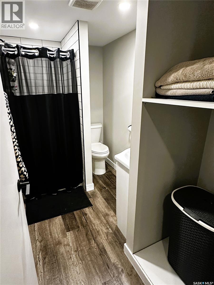 3818 Normandy Avenue, Regina, Saskatchewan  S4S 0Y3 - Photo 39 - SK051760