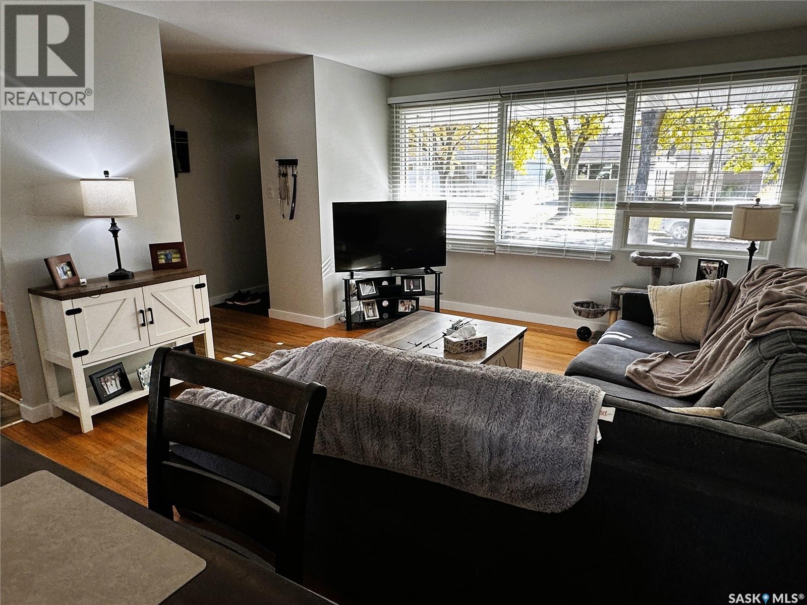 3818 Normandy Avenue, Regina, Saskatchewan  S4S 0Y3 - Photo 7 - SK051760
