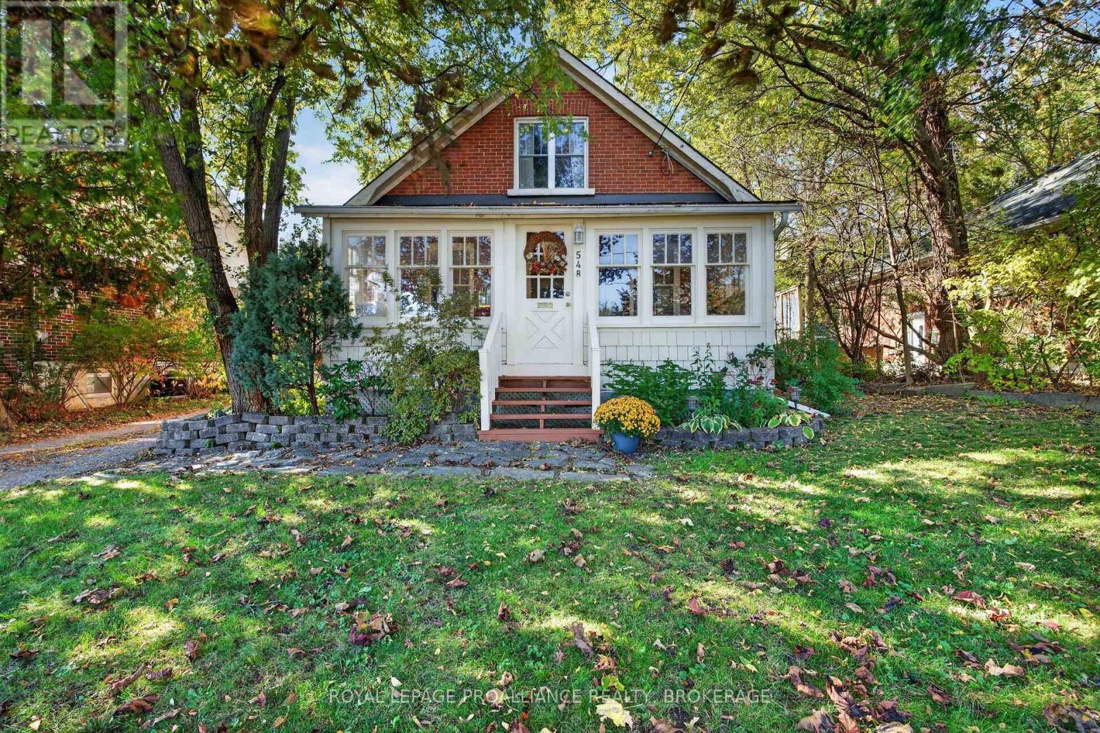 548 Division Street, Kingston, Ontario  K7K 4B4 - Photo 2 - X14109238