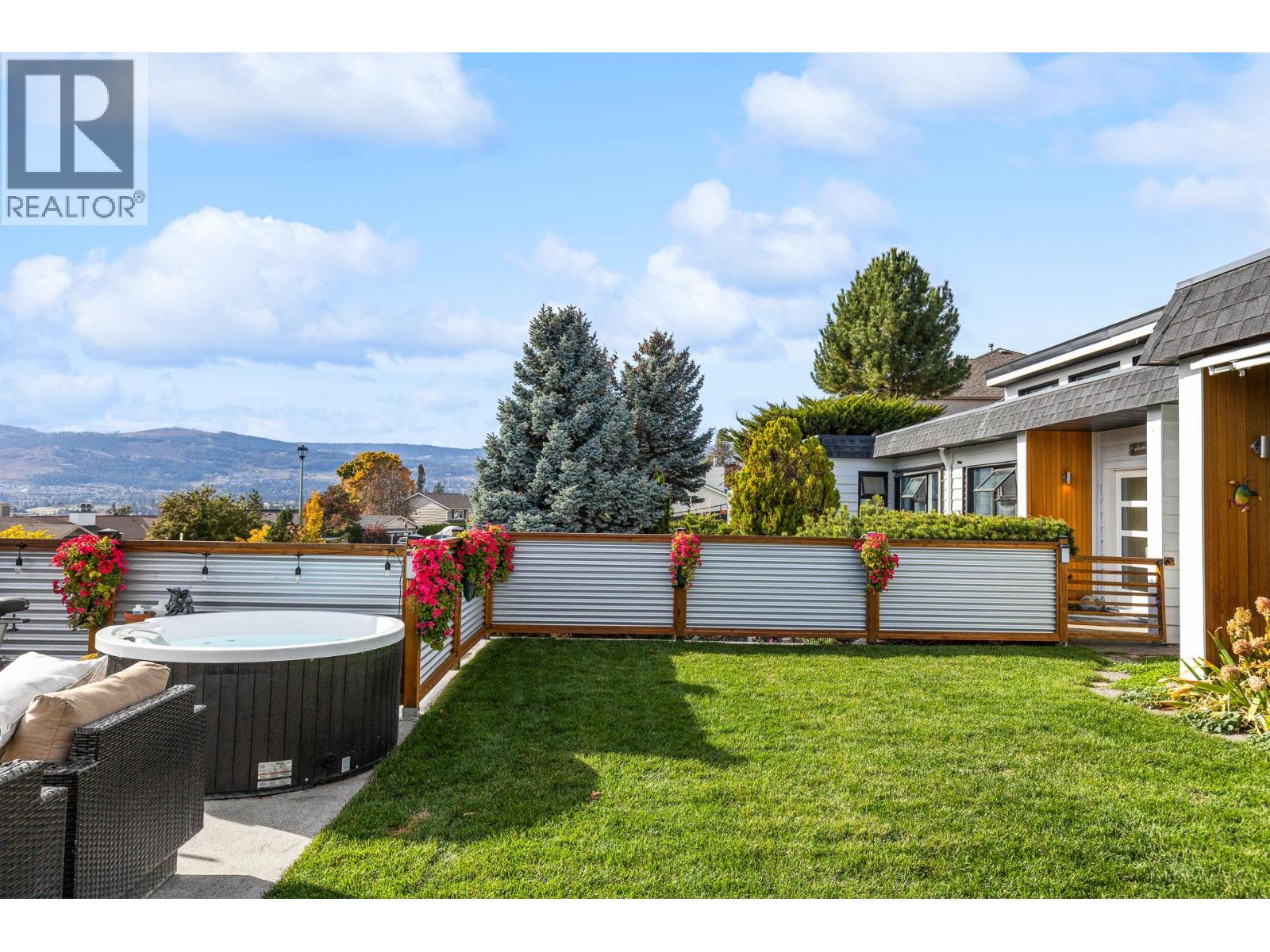 3226 Sunset Place, West Kelowna, British Columbia  V4T 1S3 - Photo 25 - 10404020