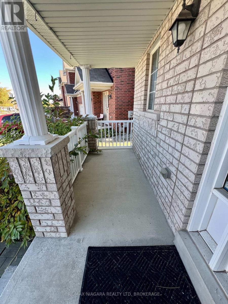 11 Keith Crescent, St. Catharines, Ontario  L0S 1J0 - Photo 3 - X14109244