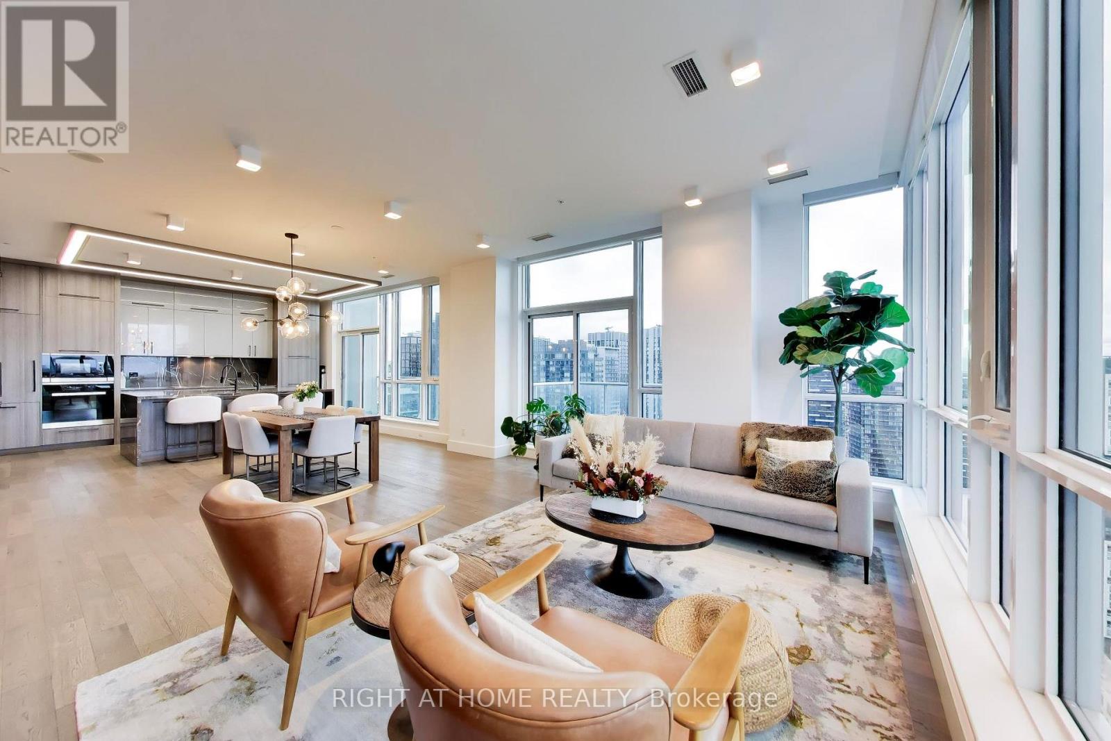 PH102 - 30 NELSON STREET, Toronto, Ontario