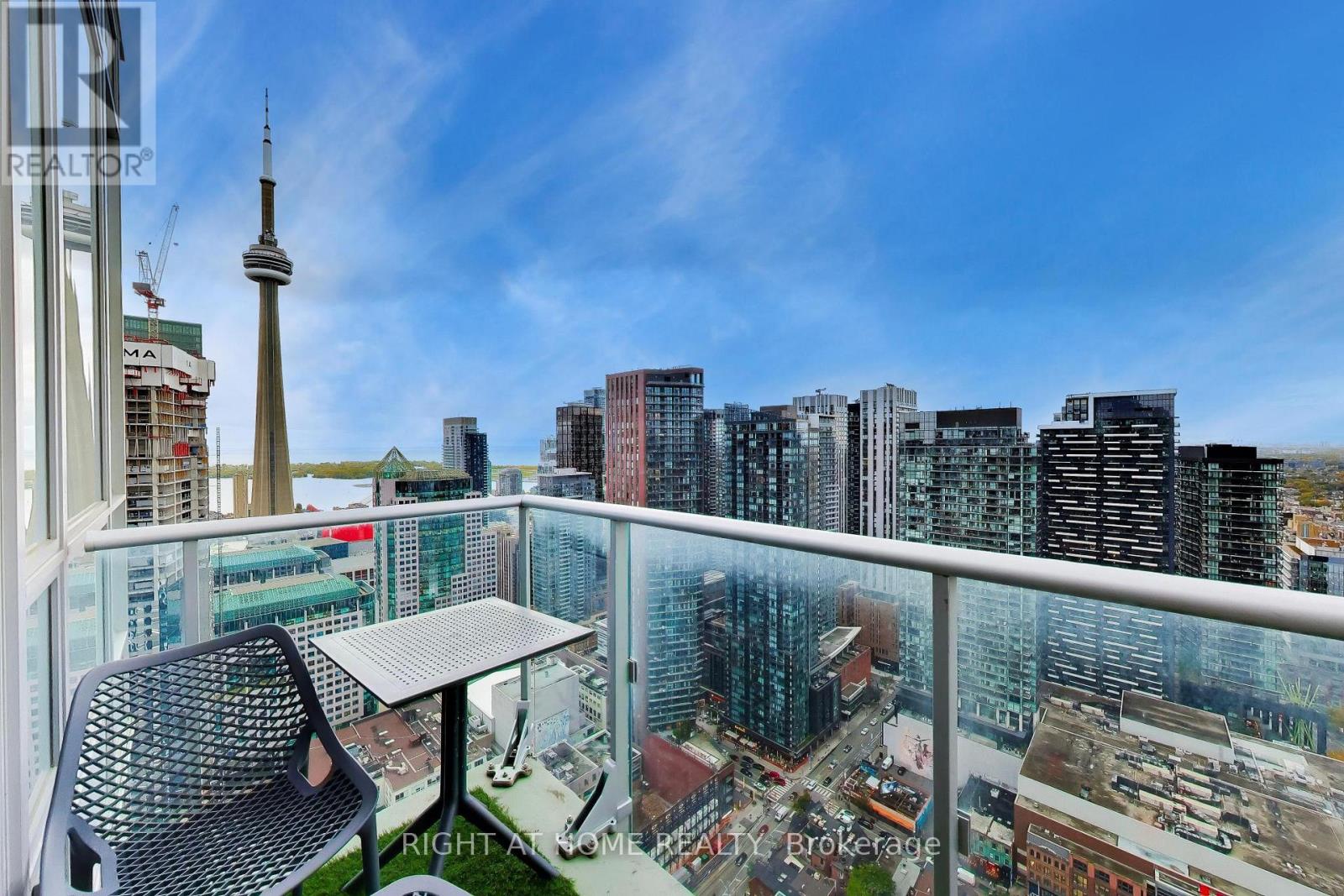 Ph102 - 30 Nelson Street, Toronto, Ontario  M5V 0H5 - Photo 14 - C14109230
