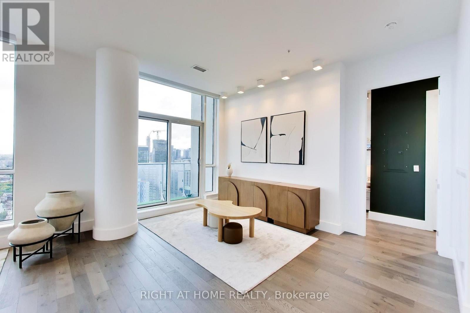 Ph102 - 30 Nelson Street, Toronto, Ontario  M5V 0H5 - Photo 21 - C14109230