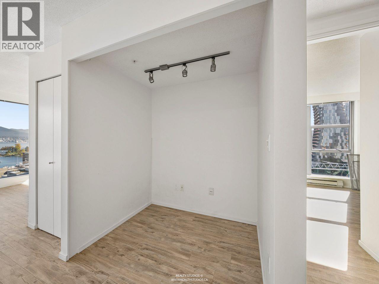 1807 1723 Alberni Street, Vancouver, British Columbia  V6G 3G9 - Photo 12 - R3177948