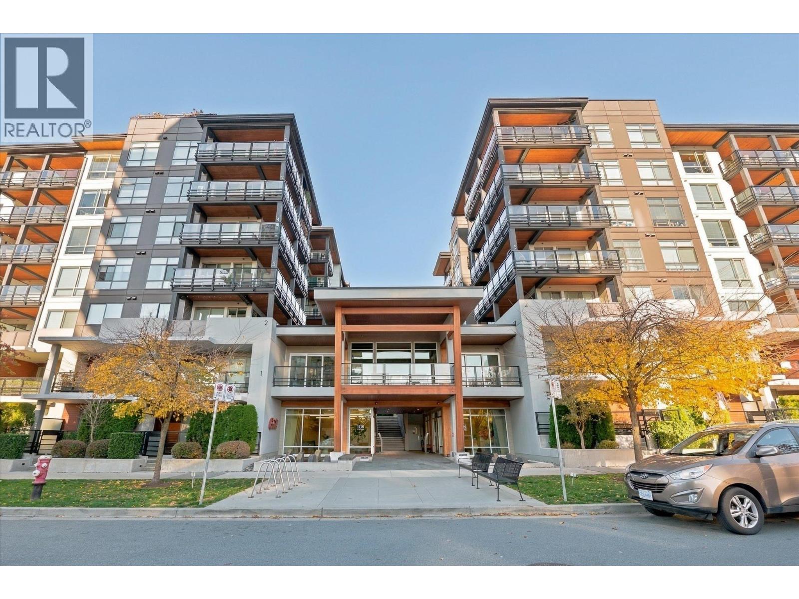 311 108 E 8th Street, North Vancouver, British Columbia  V7L 0H1 - Photo 1 - R3177963