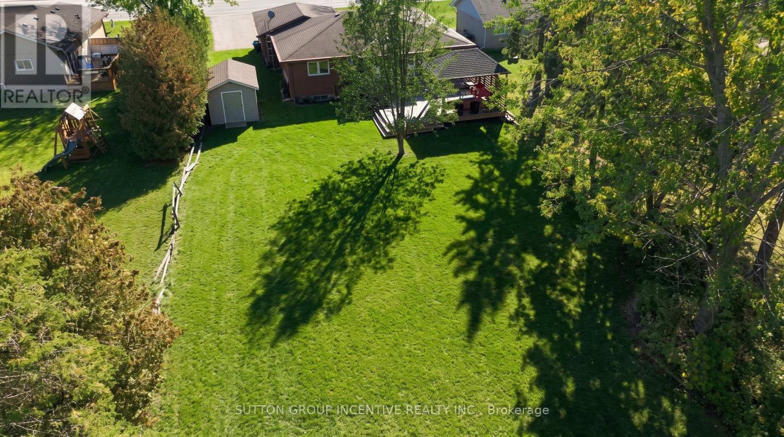 1926 Innisfil Beach Road, Innisfil, Ontario  L9S 4B9 - Photo 3 - N14109254