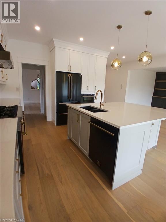 143 Margaret Avenue, Stoney Creek, Ontario  L8G 3G7 - Photo 3 - 40873490