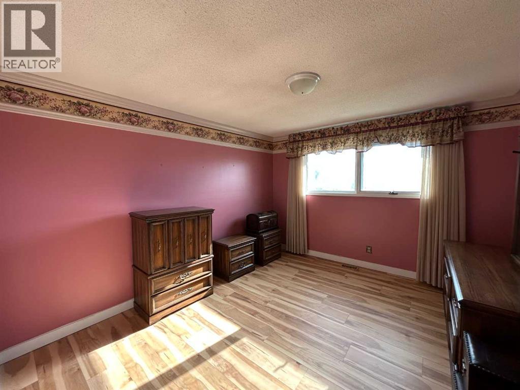 808 4 Avenue W, Brooks, Alberta  T1R 0B5 - Photo 20 - A2353629