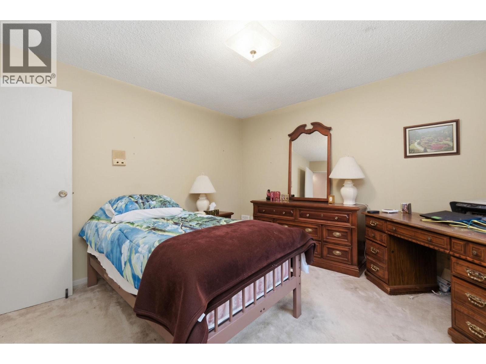 8285 Burnlake Drive, Burnaby, British Columbia  V5A 3L1 - Photo 13 - R3177925