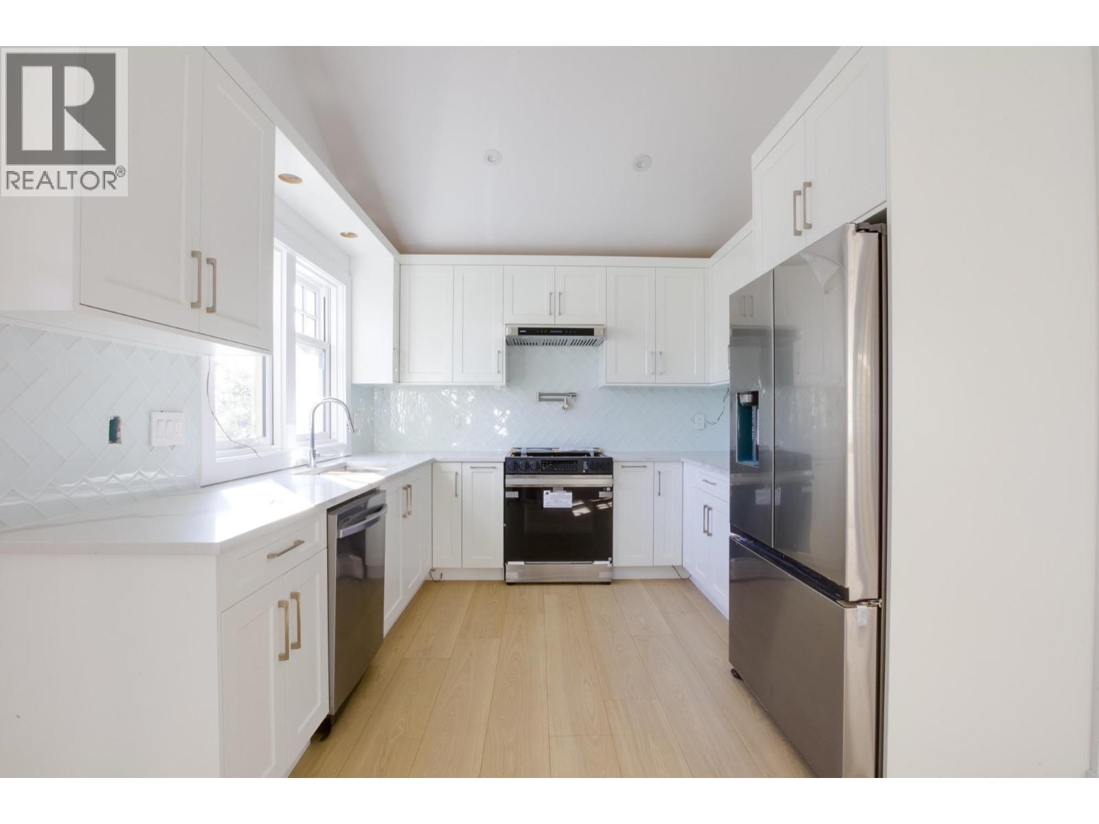 441 Fader Street, New Westminster, British Columbia  V3L 3T2 - Photo 8 - R3177122