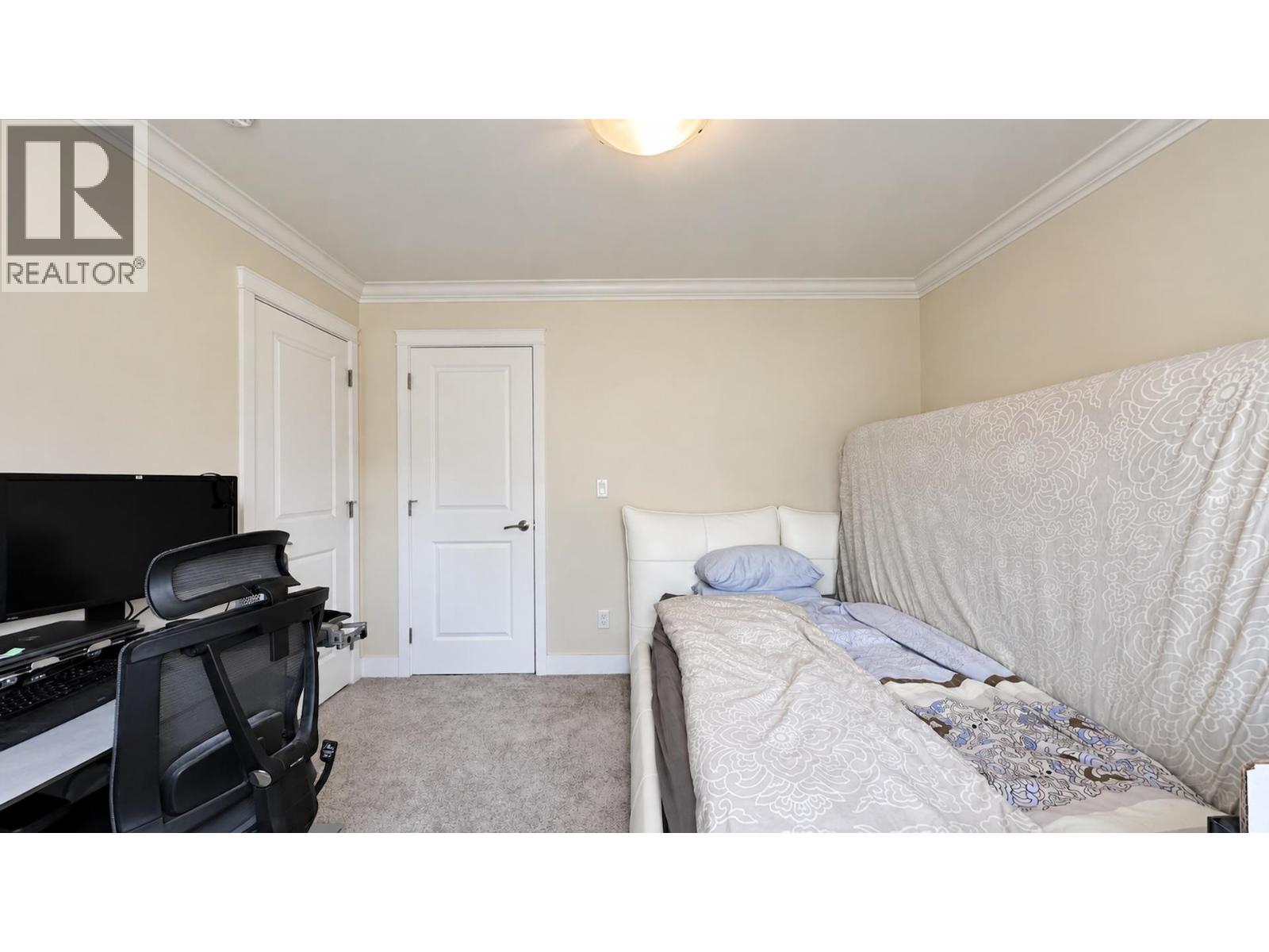 6272 Royal Oak Avenue, Burnaby, British Columbia  V5H 3N7 - Photo 31 - R3177640